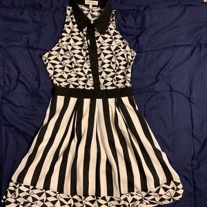 👗👗Very Unique Piece👗👗